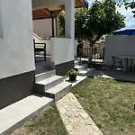 Appartement Aurora - 70 M From The Sea *