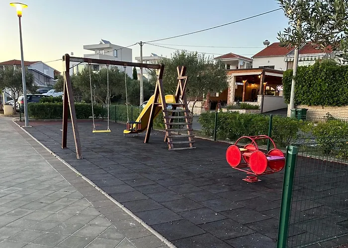 Aurora - 70 M From The Sea Appartement