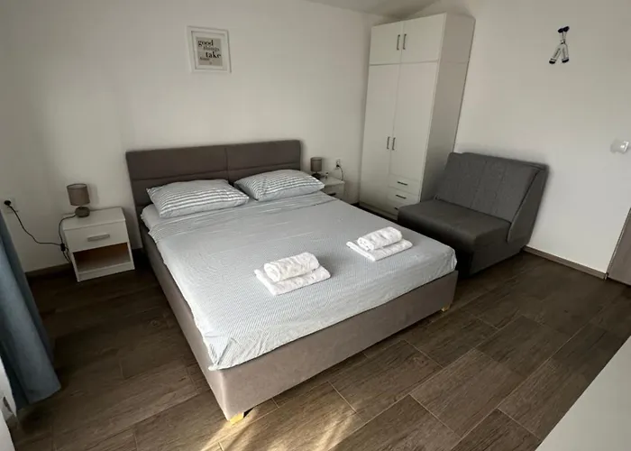 Aurora - 70 M From The Sea Appartement