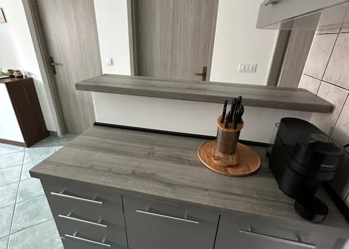 Aurora - 70 M From The Sea *