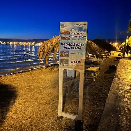 Aurora - 70 M From The Sea Apartament *