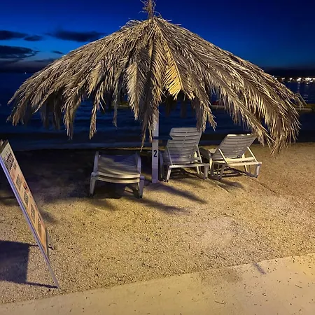 Aurora - 70 M From The Sea Apartment Vrsi