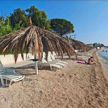 Apartment Aurora 50 M From The Sea