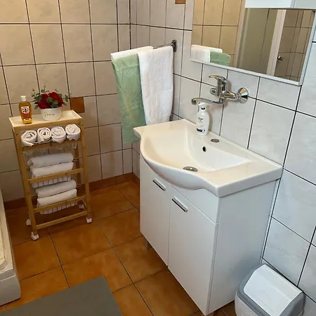 Aurora - 70 M From The Sea Apartment Vrsi