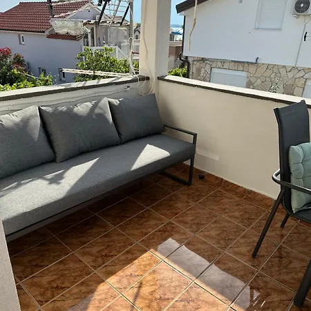 Aurora - 70 M From The Sea * Vrsi